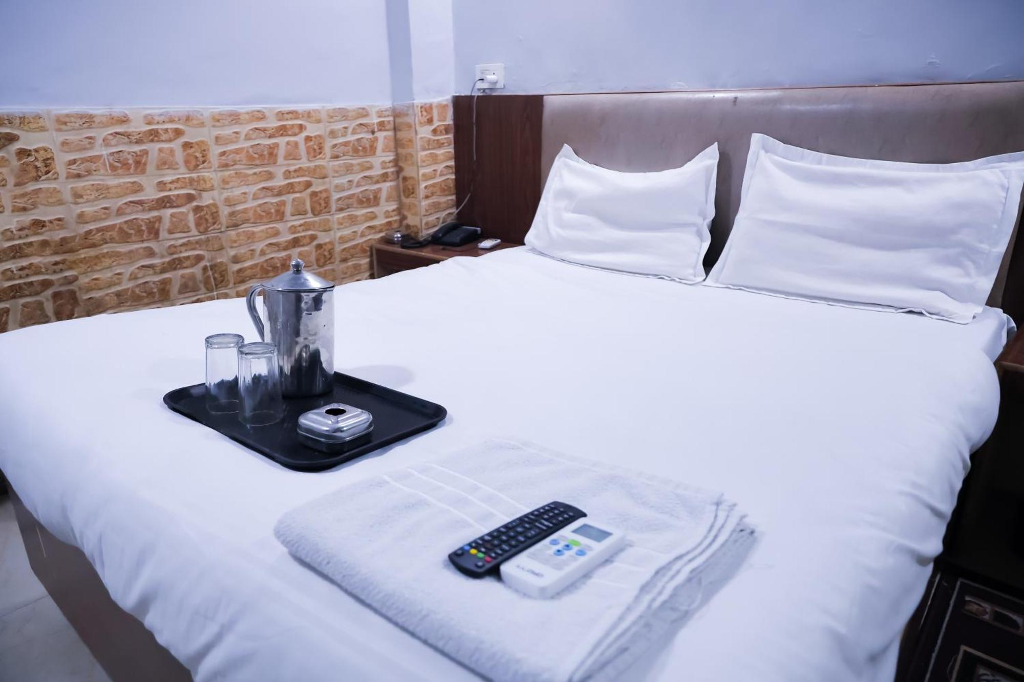 Mannat Stay Hotel - Laxmi Nagar New Delhi Extérieur photo