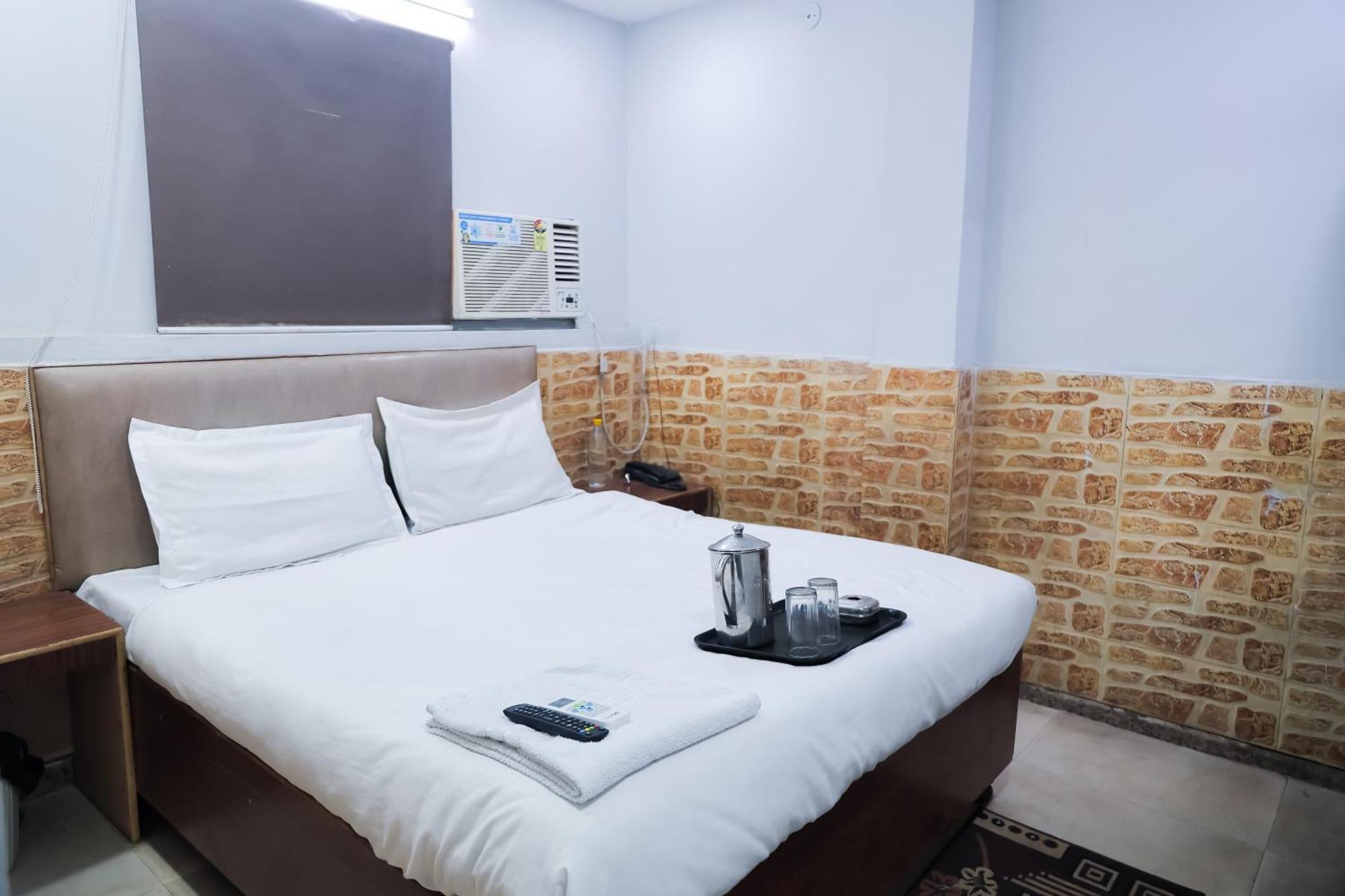 Mannat Stay Hotel - Laxmi Nagar New Delhi Extérieur photo