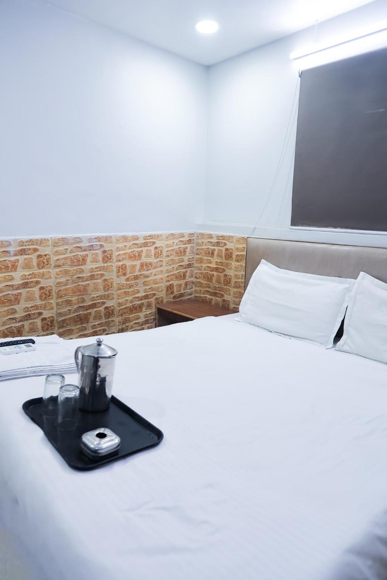 Mannat Stay Hotel - Laxmi Nagar New Delhi Extérieur photo