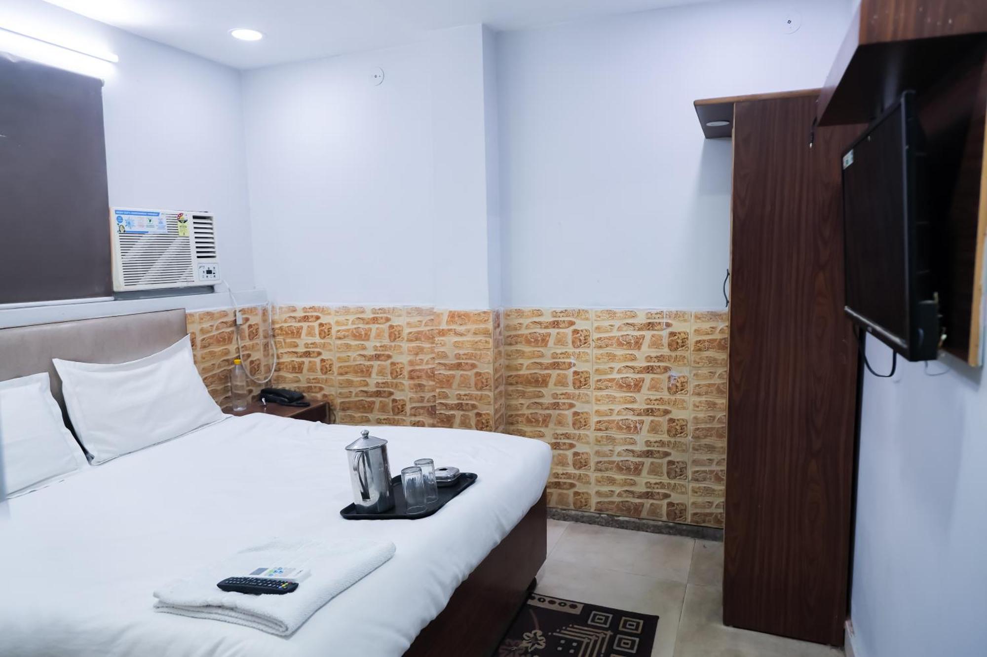 Mannat Stay Hotel - Laxmi Nagar New Delhi Extérieur photo