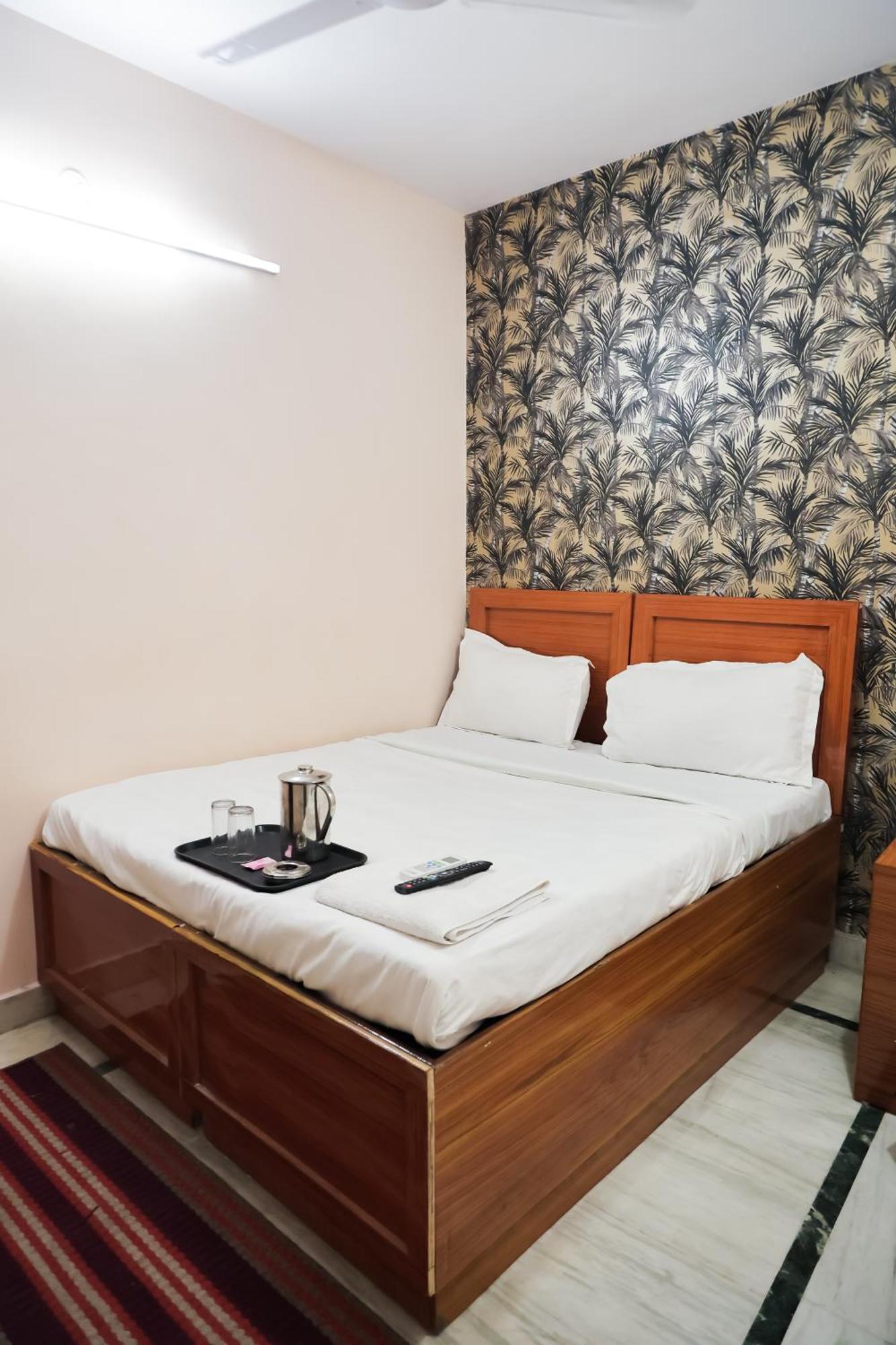Mannat Stay Hotel - Laxmi Nagar New Delhi Extérieur photo